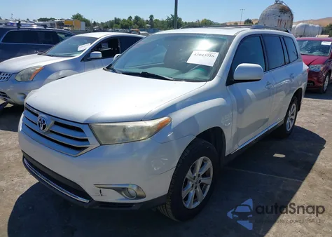 2011 Toyota Highlander Se V6 from USA, damaged, VIN 5TDBK3EH2BS044620
